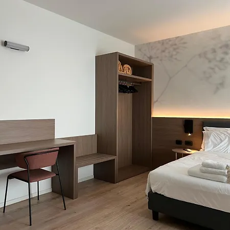 House Guest house *